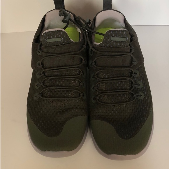 🆕 NWOT Nike Free Laceless Running Shoes 6M - Picture 2 of 4
